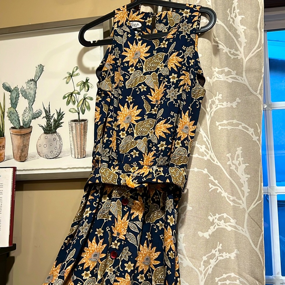 Clues Collections vintage This dress is so cute
